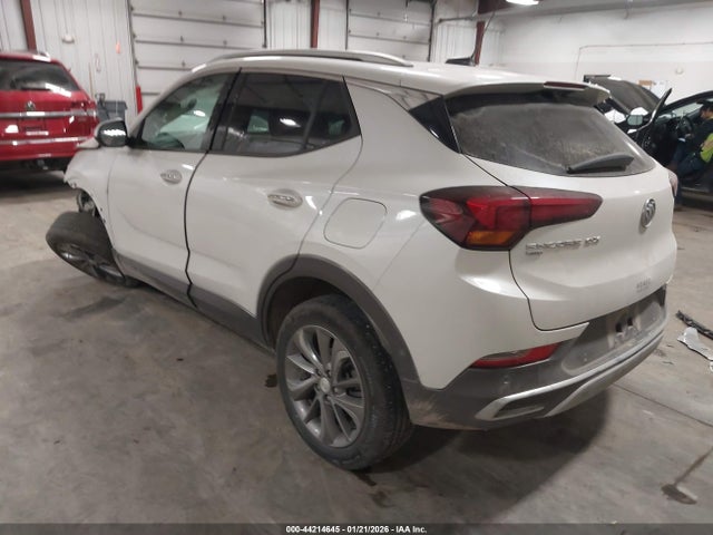 44214645 :رقم المزاد ، KL4MMGSL1MB168711 vin ، 2021 Buick Encore Gx Awd Essence مزاد بيع