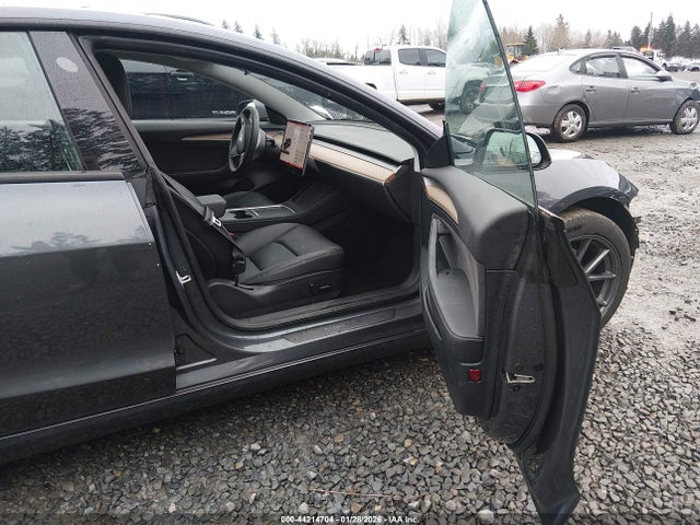 2023 TESLA MODEL 3 5YJ3E1EB4PF711789 Photo 4
