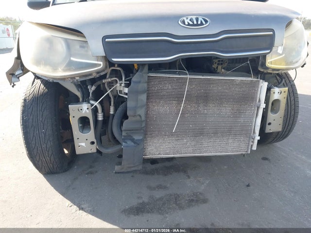 2017 Kia Soul მანქანა იყიდება აუქციონზე, vin: KNDJN2A27H7499285, აუქციონის ნომერი: 44214712