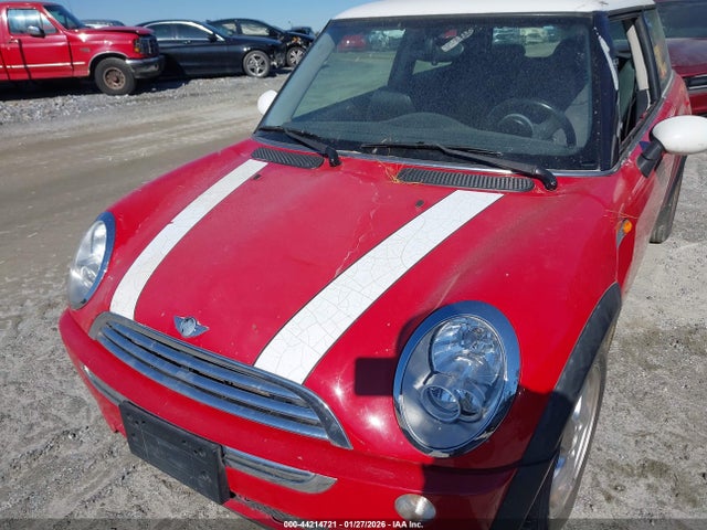 2006 MINI COOPER WMWRC33556TK15711 Photo 9
