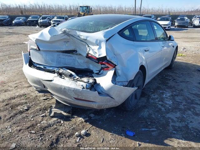 2023 TESLA MODEL 3 5YJ3E1EA5PF570979 Photo 3