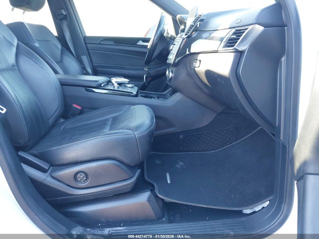 2018 MERCEDES-BENZ GLS 450 4JGDF6EE7JB174463 Photo 4