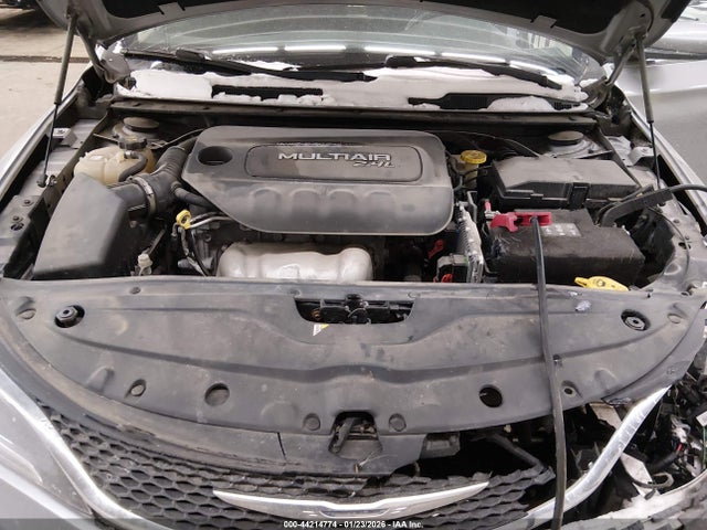 Aukcja sprzedaży 2015 Chrysler 200 Limited, vin: 1C3CCCAB0FN732652, numer aukcji: 44214774