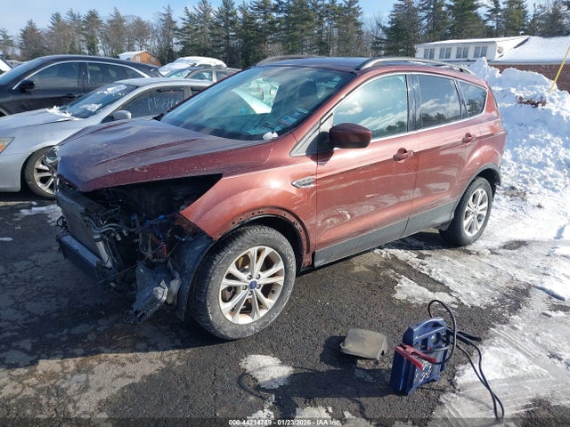 1FMCU9GD4JUA96428 Ford ESCAPE SE