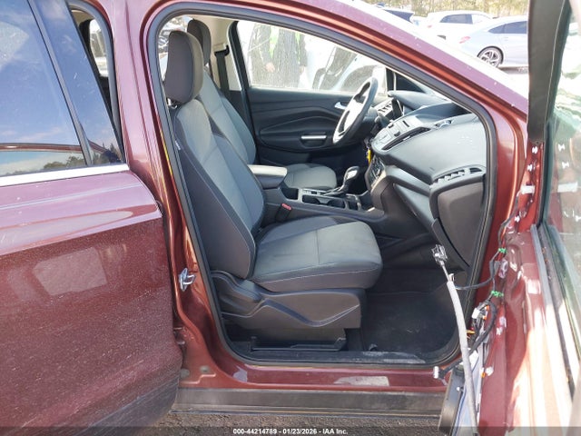 1FMCU9GD4JUA96428 Ford ESCAPE SE