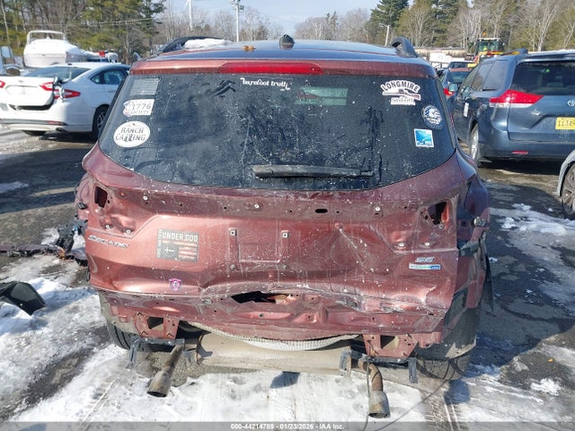 1FMCU9GD4JUA96428 Ford ESCAPE SE