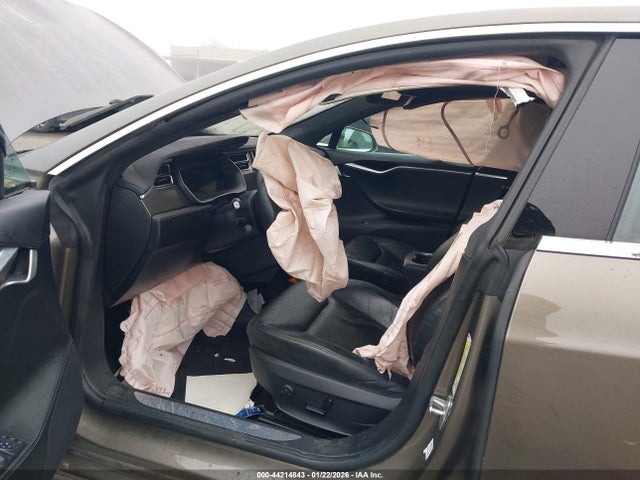 2015 TESLA MODEL S 5YJSA1E4XFF119854 Photo 4