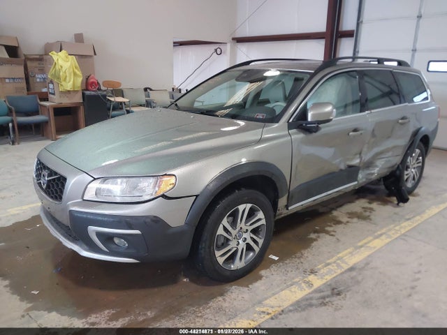 2015 VOLVO XC70 YV4952NB3F1194585 Photo 1