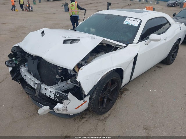 Dodge Challenger Sxt 2016 2C3CDZAGXGH142903 Image 2
