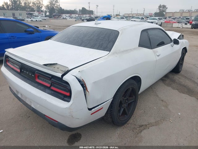Dodge Challenger Sxt 2016 2C3CDZAGXGH142903 Image 4