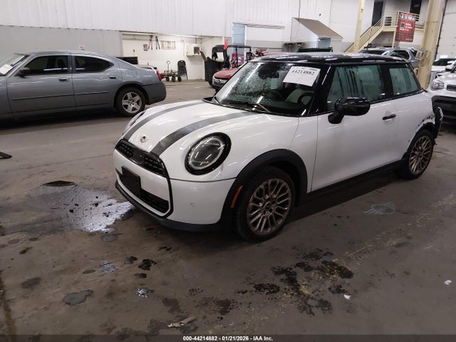 2025 MINI HARDTOP WMW13GD02S2X04672 Photo 1