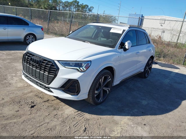 2024 AUDI Q3 WA1EECF36R1045827 Photo 1