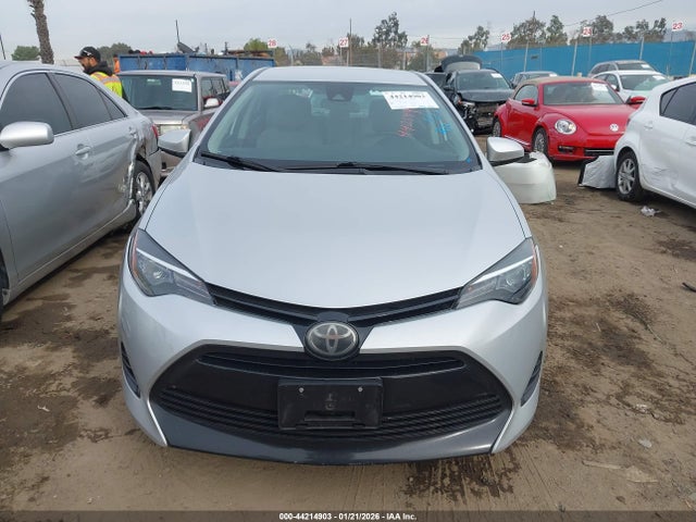 Toyota COROLLA LE 2018 5YFBURHE5JP854989 Image 12