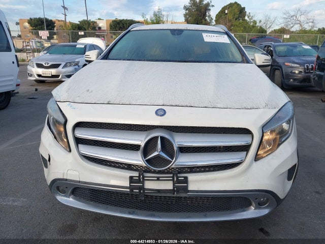 WDCTG4EB9FJ102873 Mercedes-Benz GLA 250