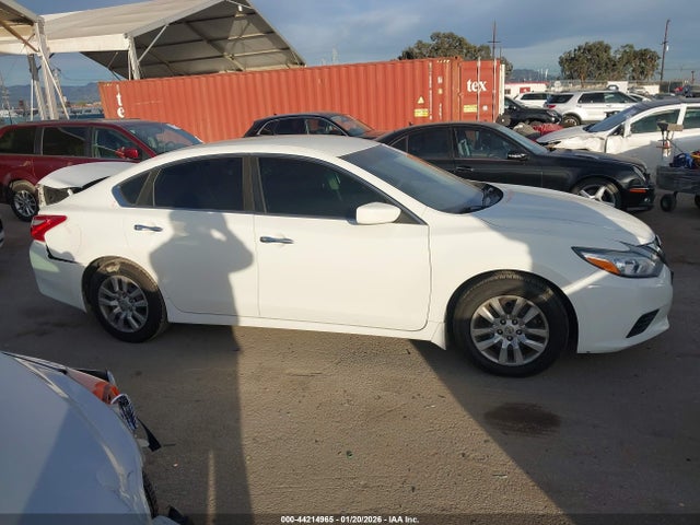 1N4AL3APXJC153712 Nissan Altima 2.5 S