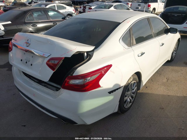 1N4AL3APXJC153712 Nissan Altima 2.5 S