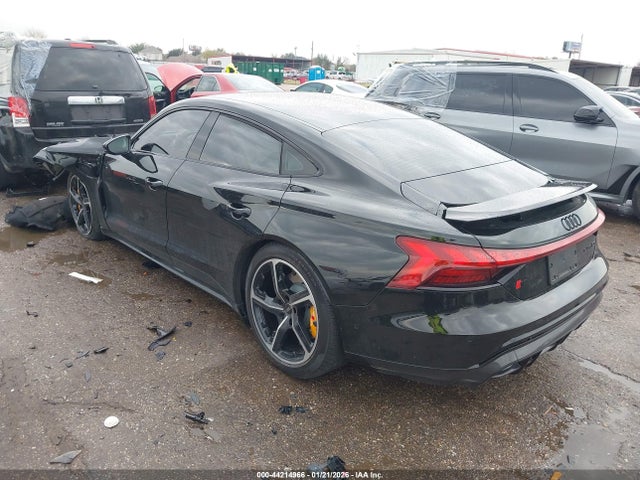 2024 AUDI RS E-TRON GT WAUBHBFW5R7901617 Photo 2