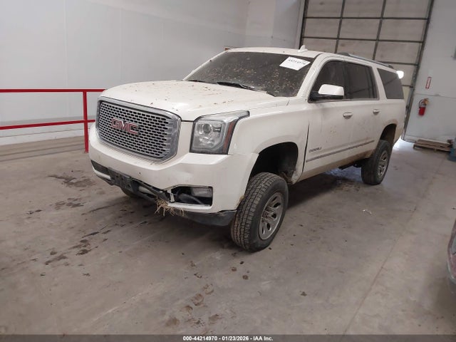 Продажа на аукционе авто 2015 Gmc Yukon Xl 1500 Denali, vin: 1GKS2JKJ2FR565860, номер лота: 44214970