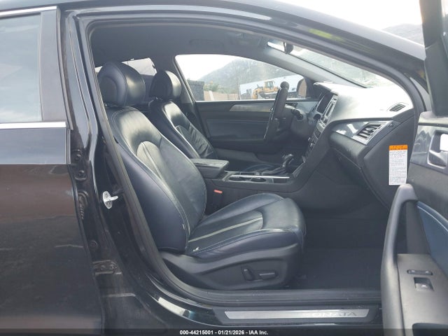 Продажа на аукционе авто 2016 Hyundai Sonata Hybrid Limited, vin: KMHE34L19GA030266, номер лота: 44215001