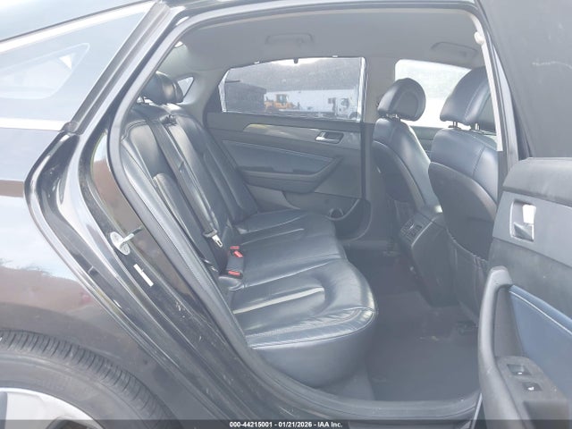 Продажа на аукционе авто 2016 Hyundai Sonata Hybrid Limited, vin: KMHE34L19GA030266, номер лота: 44215001