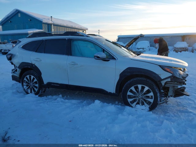 Продаж на аукціоні авто 2023 Subaru Outback Touring, vin: 4S4BTAPC2P3128167, номер лоту: 44215020