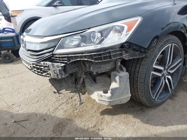 1HGCR2F19HA031933 Honda Accord Sport Se
