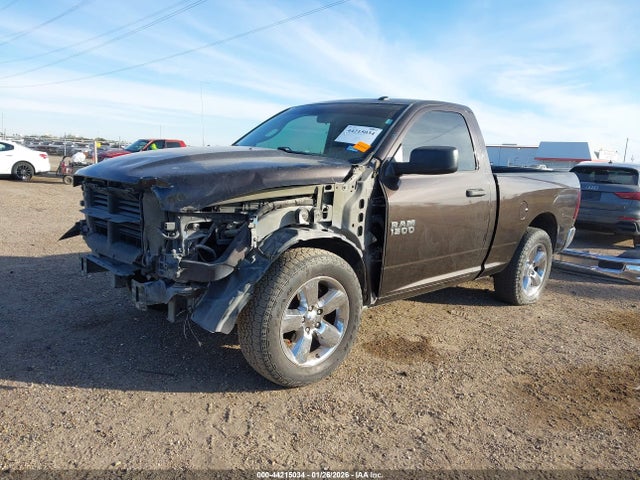 44215034 :رقم المزاد ، 3C6JR6AG7HG640231 vin ، 2017 Ram 1500 Tradesman  4x2 6'4 Box مزاد بيع