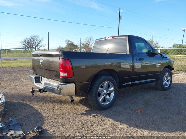 44215034 :رقم المزاد ، 3C6JR6AG7HG640231 vin ، 2017 Ram 1500 Tradesman  4x2 6'4 Box مزاد بيع