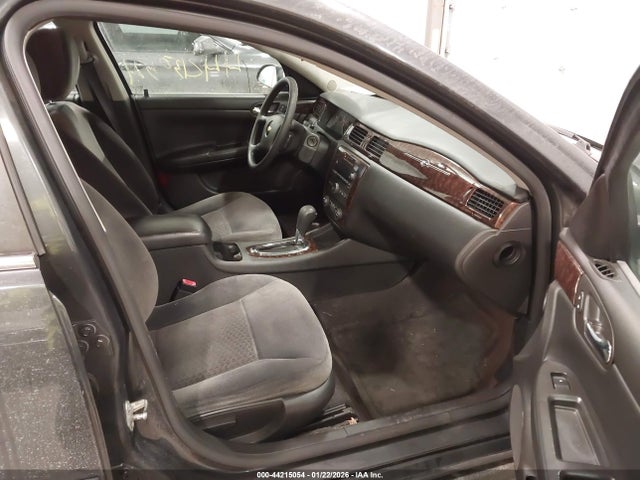 2G1WB5E38G1102769 Chevrolet Impala Limited Lt