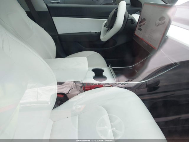 2018 TESLA MODEL 3 5YJ3E1EB8JF074929 Photo 4