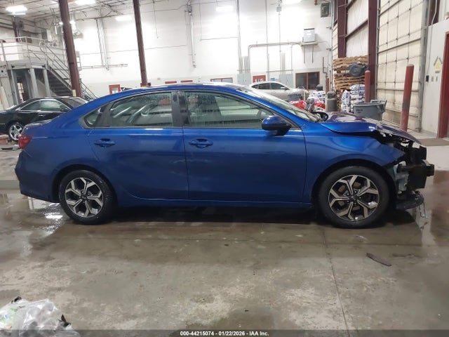 3KPF24AD4LE162805 KIA Forte Lxs