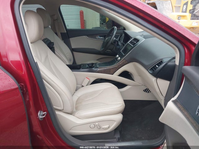 2LMTJ6KR4GBL37417 Lincoln Mkx Select