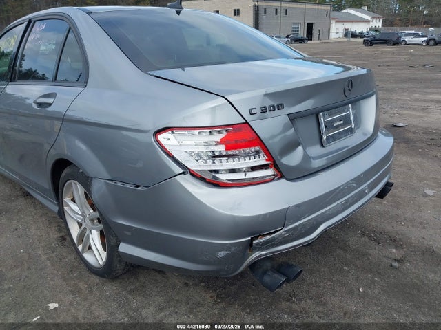 WDDGF8AB3EG194555 Mercedes-Benz C 300 Sport 4matic