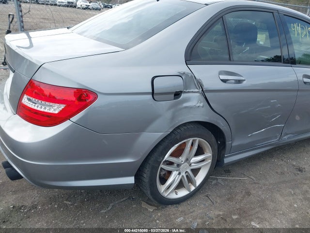 WDDGF8AB3EG194555 Mercedes-Benz C 300 Sport 4matic