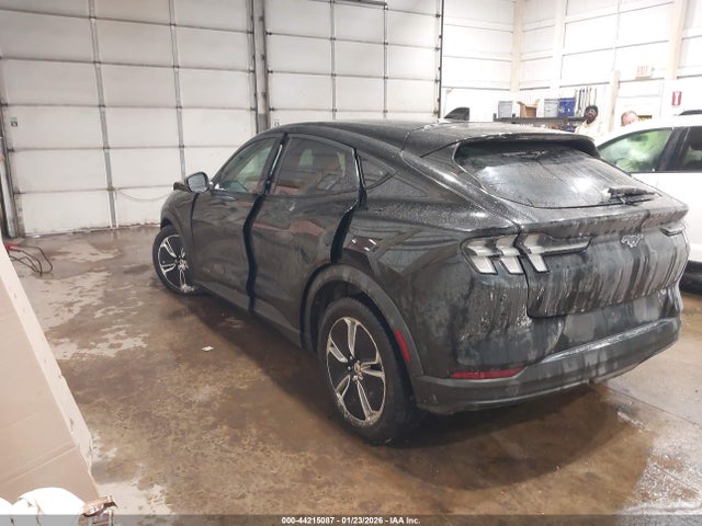 2021 FORD MUSTANG MACH-E 3FMTK1SS2MMA43765 Photo 2