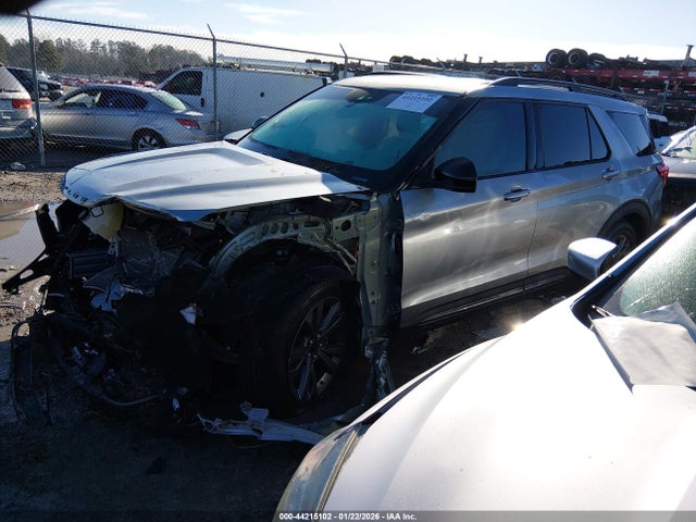 Ford EXPLORER XLT 2023 1FMSK7DH1PGB33987 Image 2