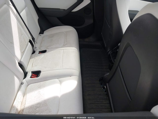 2020 TESLA MODEL Y 5YJYGDEE8LF022974 Photo 7