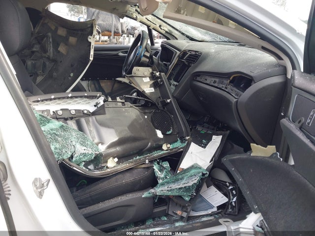 1FA6P0HD9E5352703 Ford FUSION SE