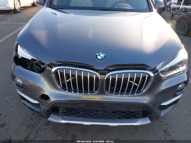 2016 BMW X1 WBXHT3Z36G4A48345 Photo 5