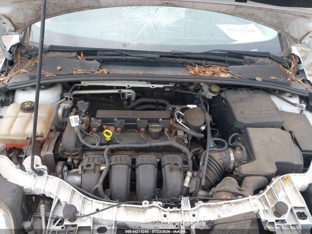 44215240 :رقم المزاد ، 1FADP3F21EL296391 vin ، 2014 Ford Focus Se مزاد بيع