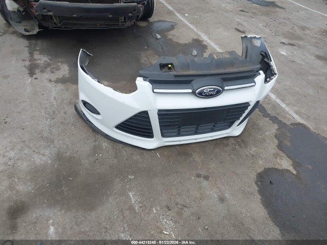 44215240 :رقم المزاد ، 1FADP3F21EL296391 vin ، 2014 Ford Focus Se مزاد بيع