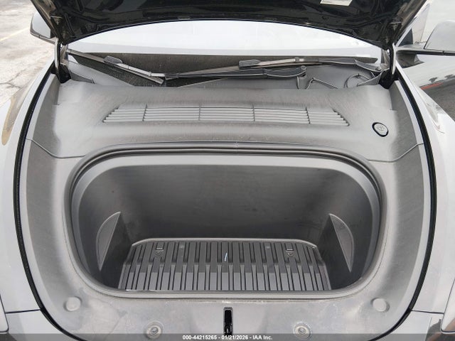 2023 TESLA MODEL Y 7SAYGDEF9PF602557 Photo 9