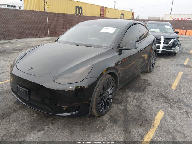 2023 TESLA MODEL Y 7SAYGDEF9PF602557 Photo 1