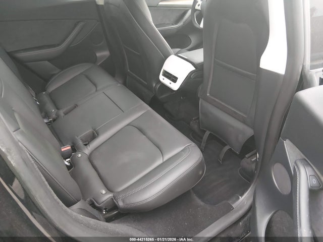 2023 TESLA MODEL Y 7SAYGDEF9PF602557 Photo 7