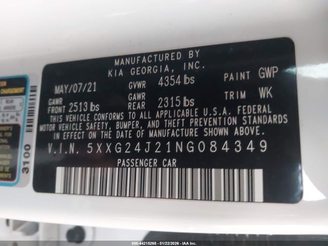 5XXG24J21NG084349 KIA K5 LX