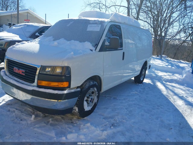 2017 GMC SAVANA 2500 1GTW7AFF8H1908662 Photo 1