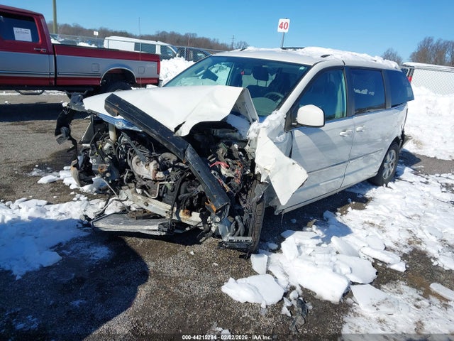 2010 Chrysler Town & Country Touring მანქანა იყიდება აუქციონზე, vin: 2A4RR5D13AR235622, აუქციონის ნომერი: 44215284
