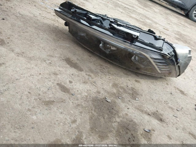 5LM5J7XC6SGL12371 Lincoln Aviator Reserve