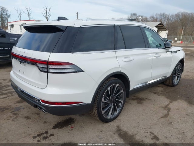 5LM5J7XC6SGL12371 Lincoln Aviator Reserve