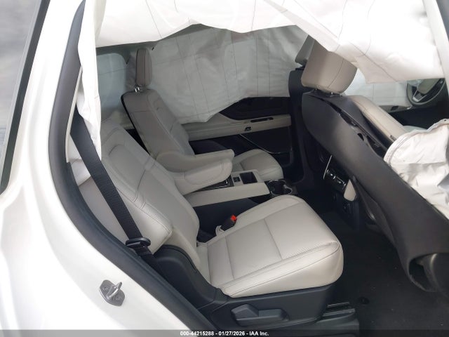 5LM5J7XC6SGL12371 Lincoln Aviator Reserve